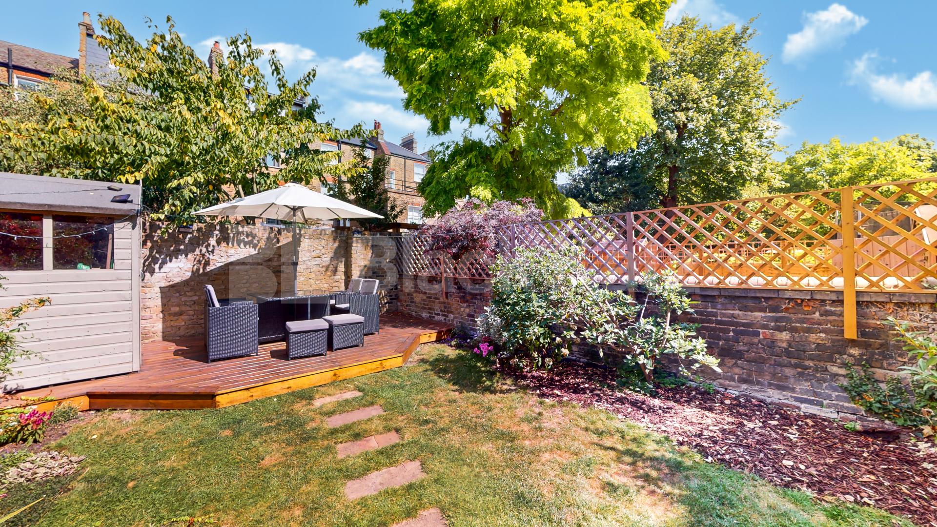 Bright Two-Bedroom Garden Flat in Tufnell Park Tufnell Park Road, Tufnell Park 